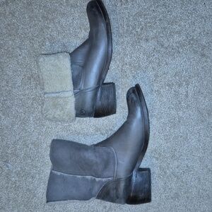Women's Gray Leather Boots